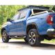 Pedane Laterali Sottoporta con Luci Led per Volkswagen Amarok 2023 - 2024 in Acciaio al Carbonio Modello con Partizione Centrale con Certificazione TÜV / ABE